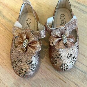 Kids sparkle formal shoes
